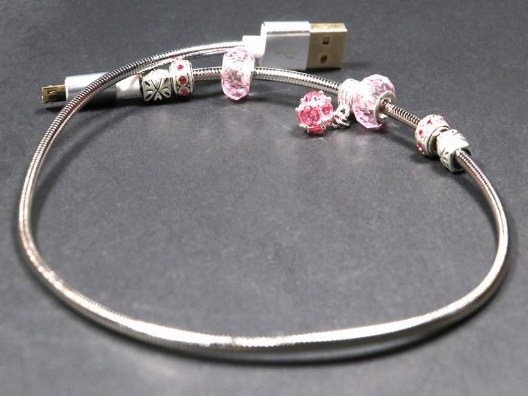 潘多拉數(shù)據(jù)線 潘多拉數(shù)據(jù)線