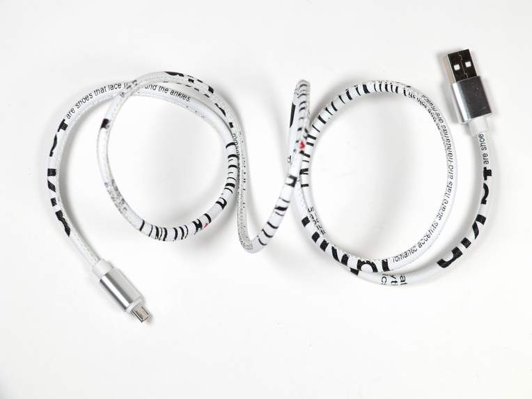 皮革數(shù)據(jù)線 皮革數(shù)據(jù)線