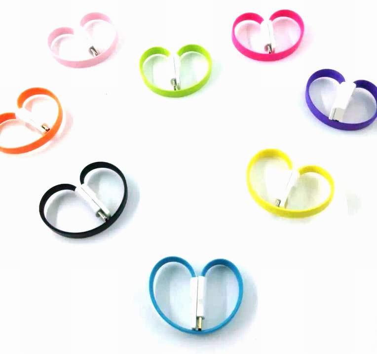 宏浩達(dá)數(shù)據(jù)線廠家磁吸蘋果數(shù)據(jù)線iPhone