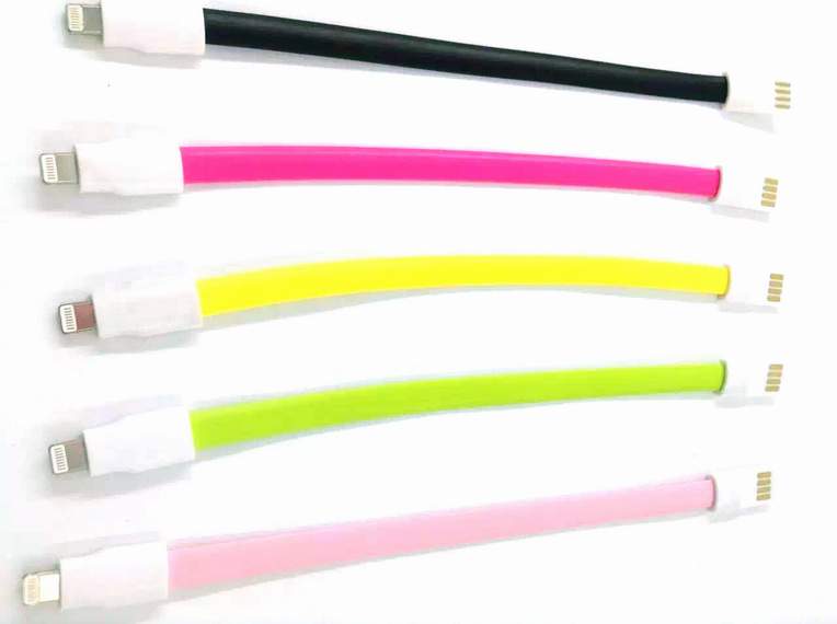 宏浩達(dá)數(shù)據(jù)線廠家磁吸蘋果數(shù)據(jù)線iPhone