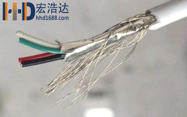 數(shù)據(jù)線工廠告訴你手機數(shù)據(jù)線里面的屏蔽層有什么作用